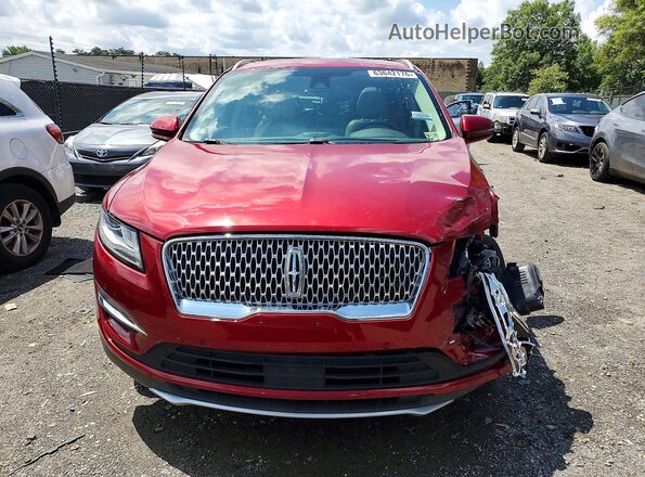 5LMCJ3C97KUL50252 2019 LINCOLN MKC Red Rear view