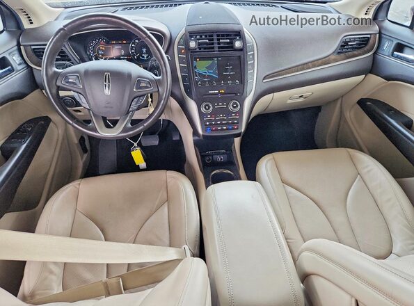 5LMCJ3D90JUL31040 2018 LINCOLN MKC Red Dashboard view