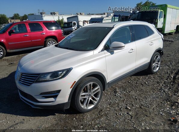 5LMCJ3D92JUL31718 2018 LINCOLN MKC White Առջևի ձախ երեք քառորդ տեսարան