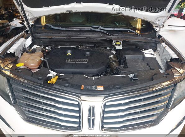 5LMCJ3D96GUJ26671 2016 LINCOLN MKC Белый Вид сзади