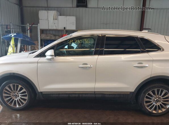 5LMCJ3D96GUJ26671 2016 LINCOLN MKC Белый Панорамный вид салона 360°