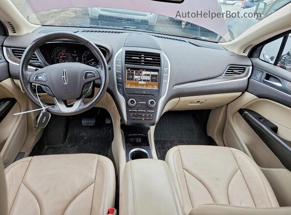 5LMCJ3D97KUL51559 2019 LINCOLN MKC Burgundy Widok deski rozdzielczej