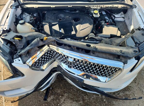 5LMCJ3D98KUL13208 2019 LINCOLN MKC White Vista interior trasera