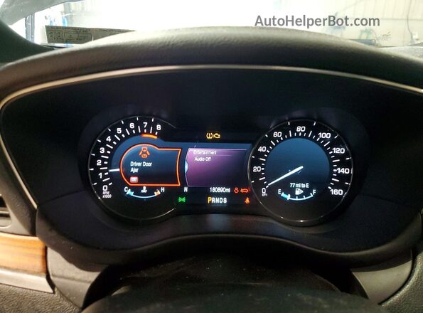 5LMCJ3D9XHUL69157 2017 LINCOLN MKC Черный Вид щитка приборов
