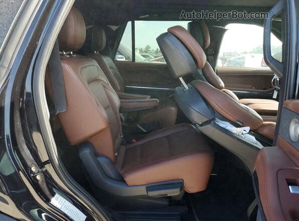 5LMJJ2LG3SEL07862 2025 LINCOLN NAVIGATOR Black Rear interior view