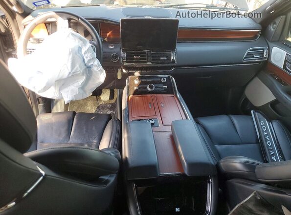 5LMJJ2LG7PEL16197 2023 LINCOLN NAVIGATOR Black Vista del salpicadero