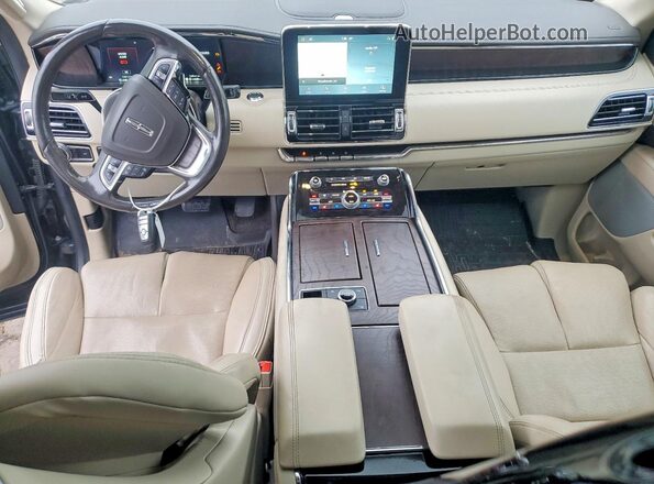 5LMJJ2LT0MEL03655 2021 LINCOLN NAVIGATOR Черный Вид панели приборов