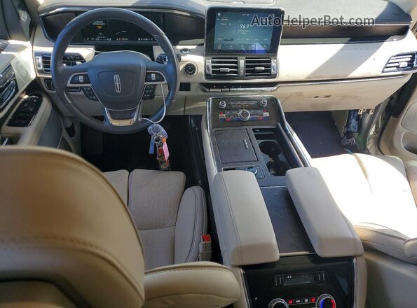 5LMJJ2LT2KEL15299 2019 LINCOLN NAVIGATOR Cream Առջևի վահանակի տեսք