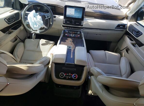 5LMJJ2LT3KEL10239 2019 LINCOLN NAVIGATOR Коричневый Вид панели приборов