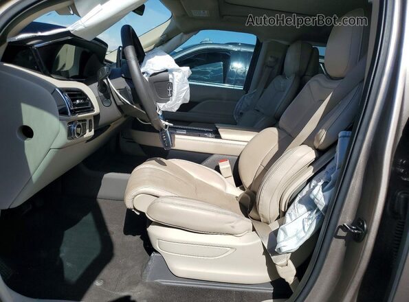 5LMJJ2LT3KEL10239 2019 LINCOLN NAVIGATOR Коричневый Вид салона спереди