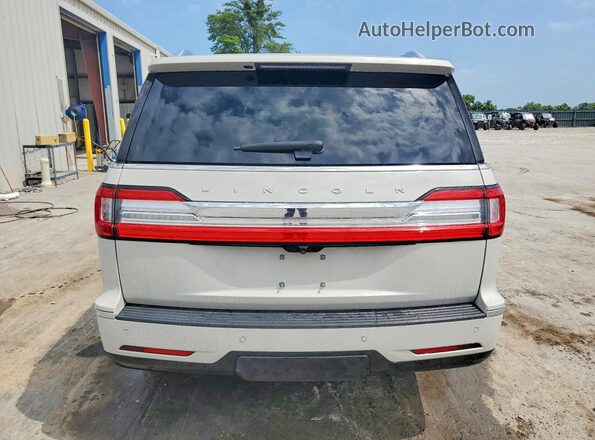 5LMJJ2LT4KEL04451 2019 LINCOLN NAVIGATOR Белый Вид сзади