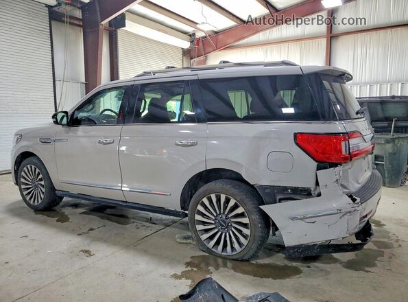 5LMJJ2LT5KEL18343 2019 LINCOLN NAVIGATOR Silver Tył lewy