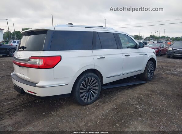 5LMJJ2LTXJEL01679 2018 LINCOLN NAVIGATOR White Tył prawy