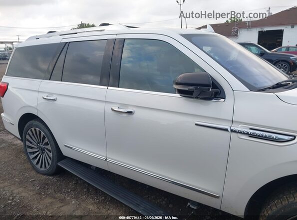 5LMJJ2LTXJEL01679 2018 LINCOLN NAVIGATOR White Widok wnętrza z tyłu