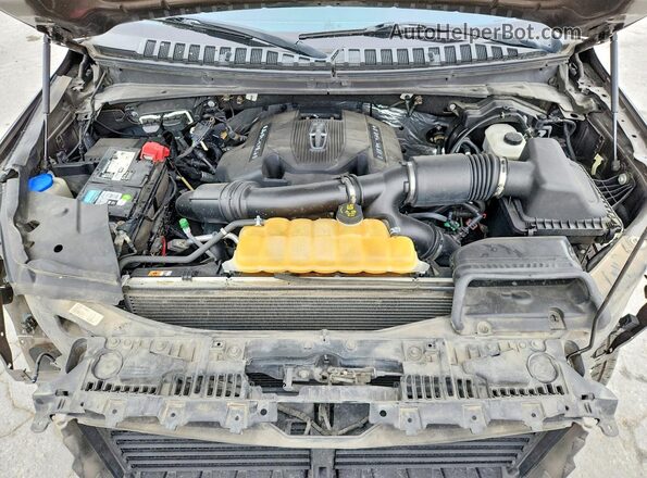 5LMJJ2TT5JEL00147 2018 LINCOLN NAVIGATOR Brown Widok komory silnika