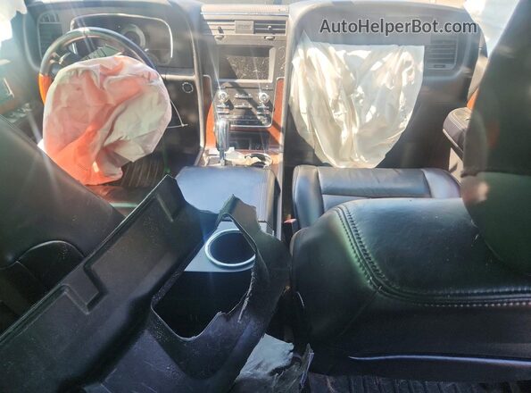 5LMJJ3JT1HEL13044 2017 LINCOLN NAVIGATOR Blue Вид панелі приладів