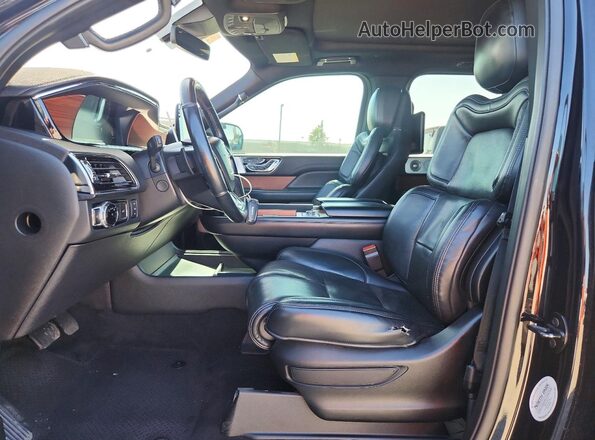 5LMJJ3KT2LEL10256 2020 LINCOLN NAVIGATOR Black Widok wnętrza z przodu