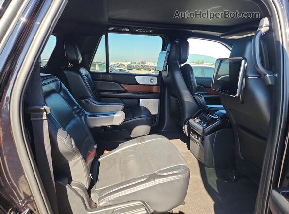 5LMJJ3KT2LEL10256 2020 LINCOLN NAVIGATOR Black Widok wnętrza z tyłu