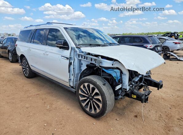 5LMJJ3LG0REL23503 2024 LINCOLN NAVIGATOR White Передня права чверть