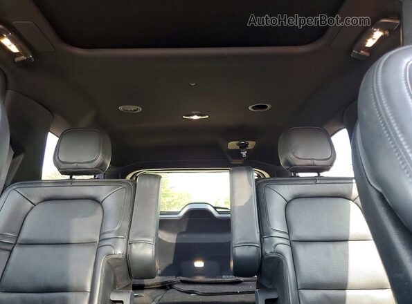 5LMJJ3LG5PEL13336 2023 LINCOLN NAVIGATOR Синий Вид задних сидений