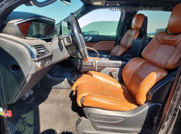 5LMJJ3LT6MEL14343 2021 LINCOLN NAVIGATOR Black Widok wnętrza z przodu