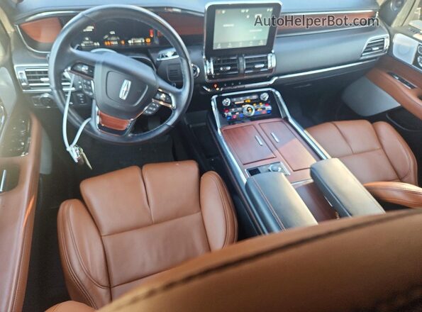 5LMJJ3LT6MEL16903 2021 LINCOLN NAVIGATOR Черный Вид панели приборов