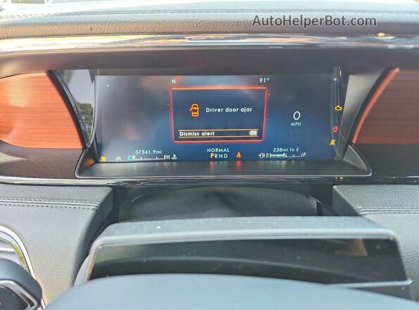5LMJJ3LT6NEL15087 2022 LINCOLN NAVIGATOR Black Vista del cuadro de instrumentos