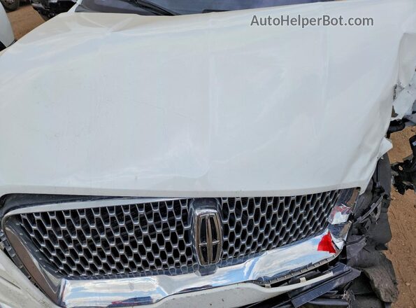 5LMJJ3LTXLEL18216 2020 LINCOLN NAVIGATOR White Widok komory silnika