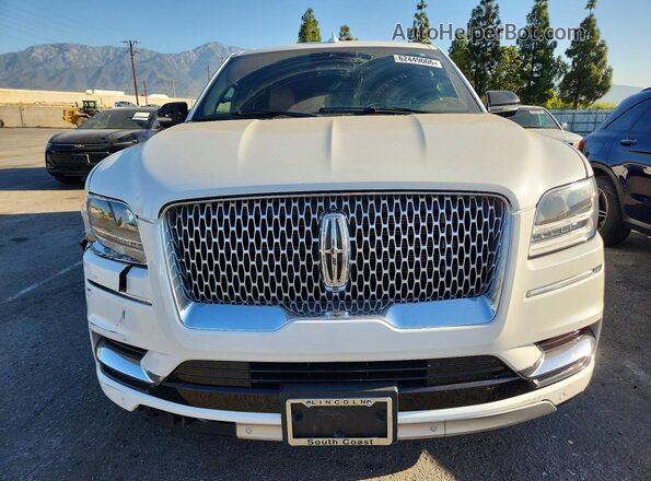 5LMJJ3LTXLEL23626 2020 LINCOLN NAVIGATOR White Front view