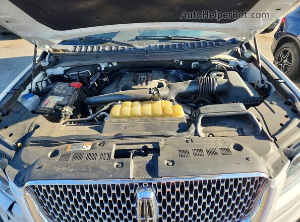 5LMJJ3LTXLEL23626 2020 LINCOLN NAVIGATOR White Engine compartment view