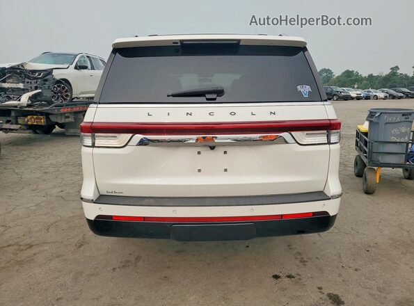 5LMJJ3TG0PEL03104 2023 LINCOLN NAVIGATOR Белый Вид сзади