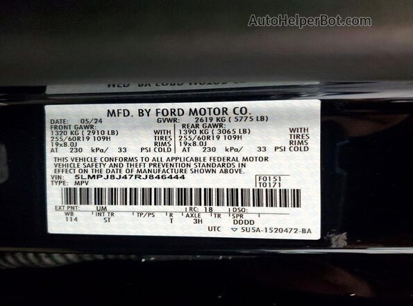 5LMPJ8J47RJ846444 2024 LINCOLN NAUTILUS Black 360 interior view