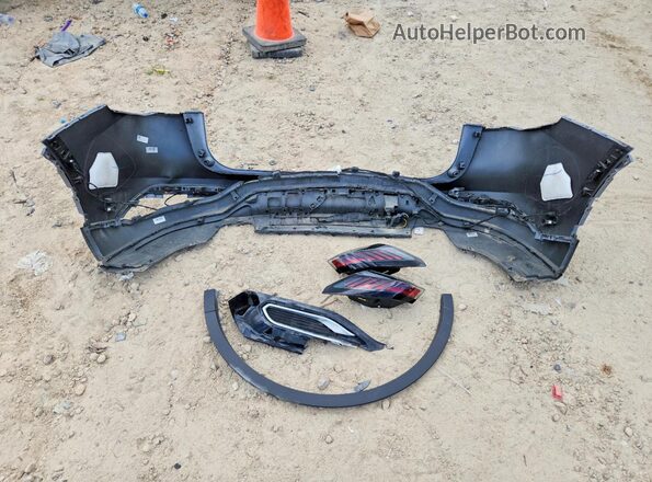 5LMPJ8JA0RJ787310 2024 LINCOLN NAUTILUS Gray Engine compartment view