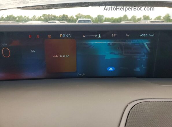 5LMPJ8JA2SJ969855 2025 LINCOLN NAUTILUS Maroon Instrument cluster view