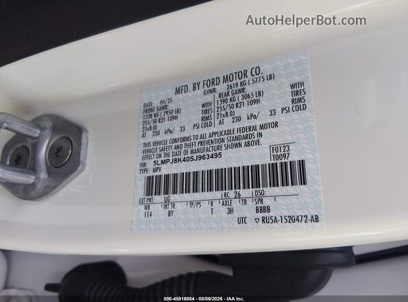 5LMPJ8K40SJ963495 2025 LINCOLN NAUTILUS White Widok komory silnika