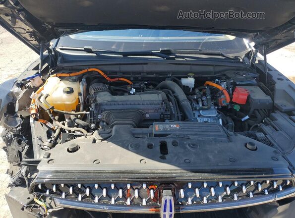 5LMPJ8K48RJ793283 2024 LINCOLN NAUTILUS Black Вид задньої частини салону