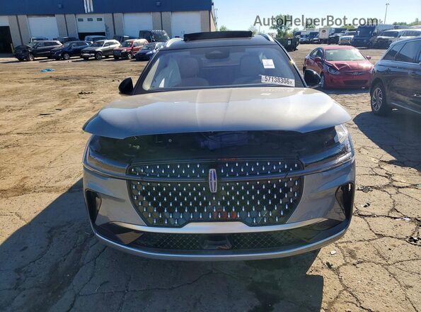 5LMPJ8K49SJ951815 2025 LINCOLN NAUTILUS Gray Դիմացի տեսք