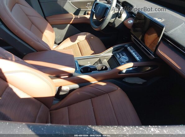 5LMPJ8K4XTJ004137 2026 LINCOLN NAUTILUS Black Вид салону спереду