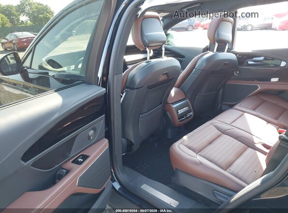 5LMPJ8K4XTJ004137 2026 LINCOLN NAUTILUS Black Вид наклейки з VIN-кодом