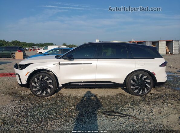 5LMPJ8KA5TJ052618 2026 LINCOLN NAUTILUS Белый Панорамный вид салона 360°