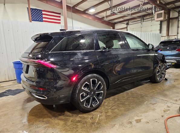 5LMPJ8KA8TJ008211 2026 LINCOLN NAUTILUS Black Задня права чверть