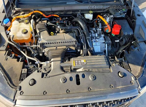 5LMPJ9J44RJ876135 2024 LINCOLN NAUTILUS Black Rear interior view