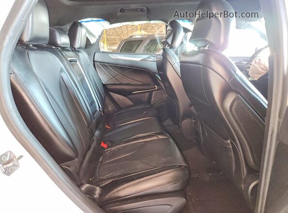 5LMTJ3DH5HUL36655 2017 LINCOLN MKC White Вид задніх сидінь