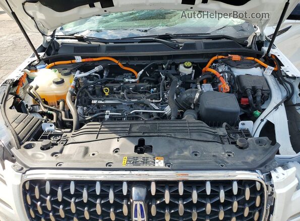 5LMTJ5DZ9RUL24207 2024 LINCOLN CORSAIR White Vista interior trasera