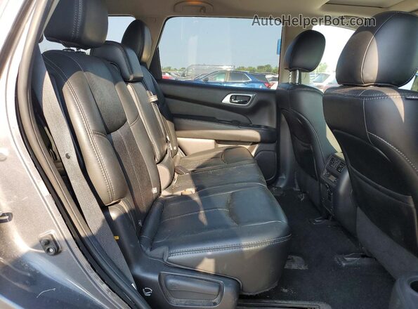 5N1AR2MM0GC654214 2016 NISSAN PATHFINDER Gray Вид задньої частини салону