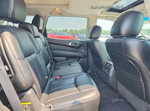 5N1AR2MM1GC605085 2016 NISSAN PATHFINDER Black Widok wnętrza z tyłu