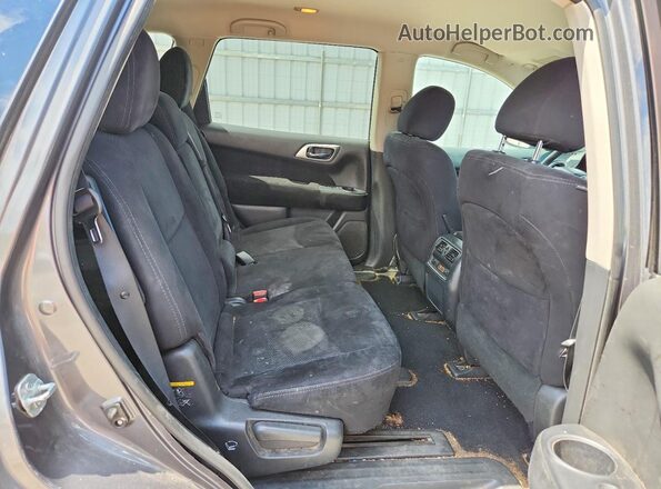 5N1AR2MM1GC652343 2016 NISSAN PATHFINDER Gray Rear interior view