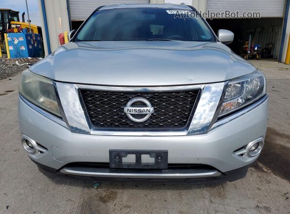 5N1AR2MM2GC604740 2016 NISSAN PATHFINDER Серебряный Вид спереди