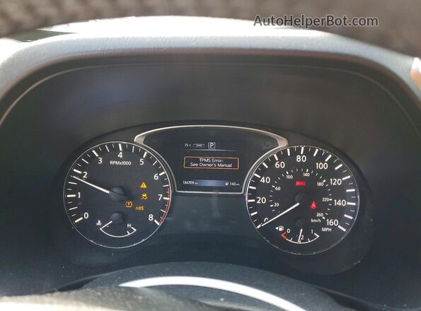 5N1AR2MM2GC604740 2016 NISSAN PATHFINDER Серебряный Вид щитка приборов