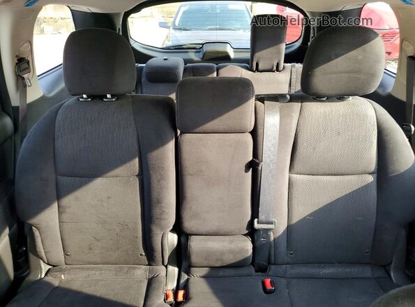 5N1AR2MM4GC620745 2016 NISSAN PATHFINDER Silver Rear seats view